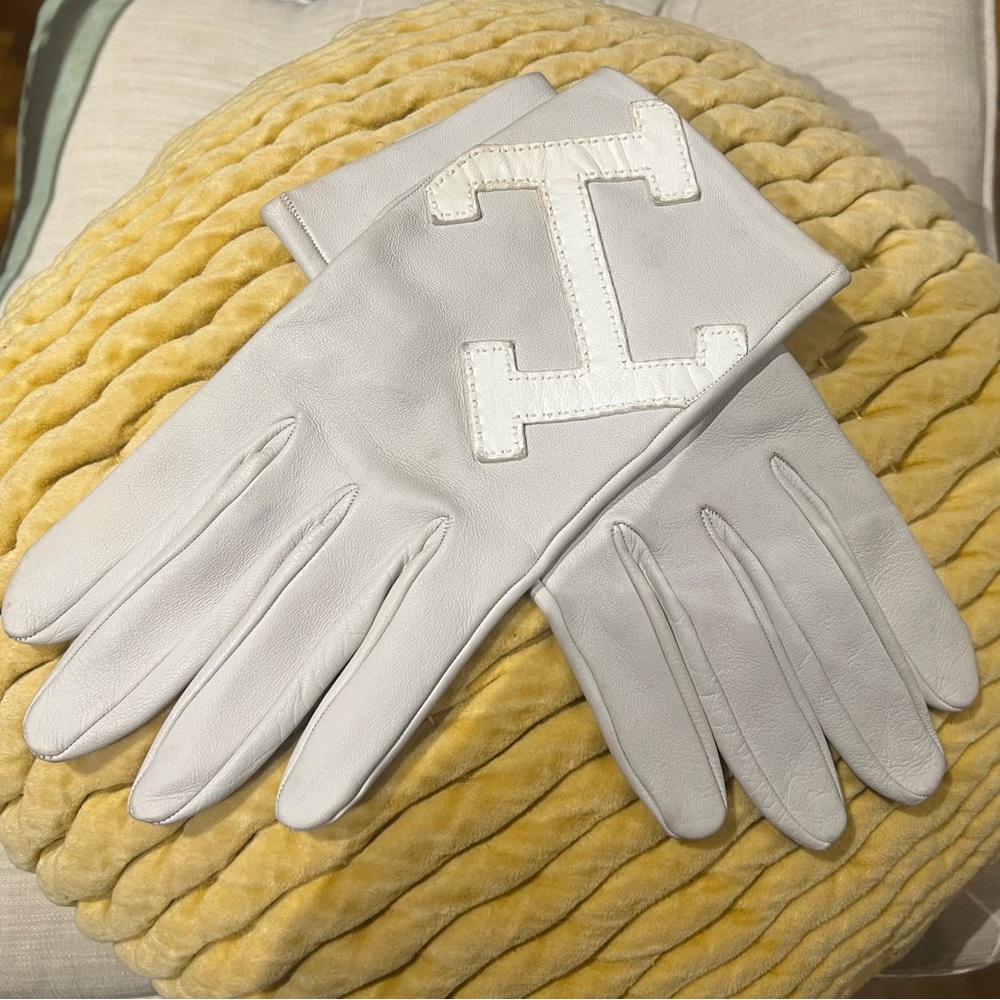 Hermes Leather Gloves
